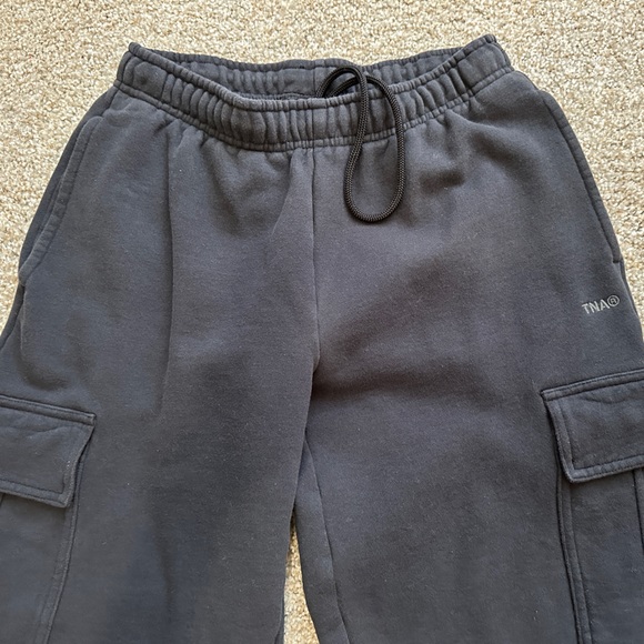 Aritzia Pants - Aritzia Tna Cozy Fleece Mega Cargo Sweatpants▪️ color Soft Black